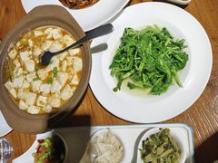 -金枝玉叶上海人家食府(三里河店)