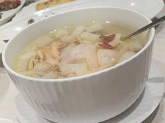 -品悦酒店(三林古镇店)