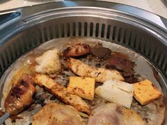 -佰烧海鲜烤肉火锅自助(世茂国际广场店)