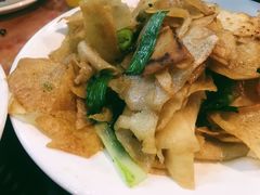 -董厨煨汤馆(车站路店)