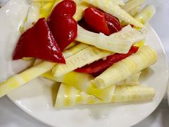 泡酸笋-周鱼鳅饭店