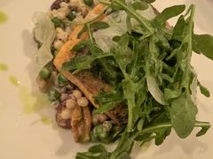 香煎三文鱼-WOLFGANG PUCK KITCHEN & BAR(迪士尼小镇店)