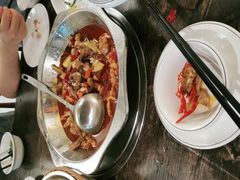 -二厨·吊桥小院·脆皮烧鸡公·本地农家菜(沿江西路店)