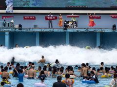 -欢乐水魔方水世界