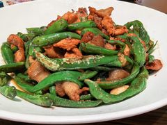 -黄泥岗·地道湖北菜(奥特莱斯店)