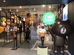 -LINE FRIENDS Garosu-gil Flagship Store