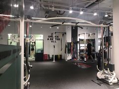 -汗水空间私教健身连锁(SM广场店)