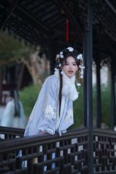 -一揽芳华汉服旗袍体验馆(拙政园店)