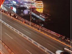 -小天鹅火锅·一线江景洪鼎旗舰店(洪崖洞店)