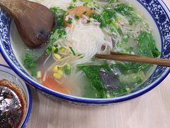 鸡汁米线-嗨小卤米线铺(科园一街店)