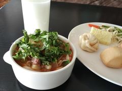 -鄂托克前旗兴宇唐苏格沙漠温泉酒店