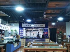 大堂-陇上全荟兰州传统牛肉面(延吉路店)
