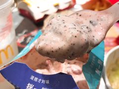 奥利奥草莓麦旋风-麦当劳(华融店)