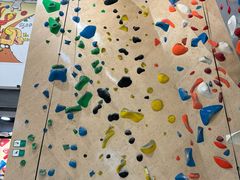 -ROCKPLUS攀岩馆(环宇城店)
