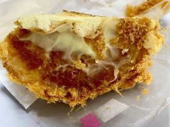 香酥肉松沙拉包-好利来(光华中心店)