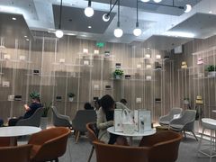 大堂-奈雪的茶(市百一店)