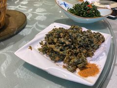 炸花椒芽儿-华盛园卷子王农家菜水库鱼