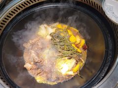 -锅老头海鲜铁锅炖