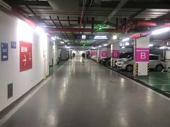 -上海青浦宝龙广场-地下停车场