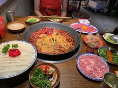 -萍姐火锅·公路夜市(武汉首店)