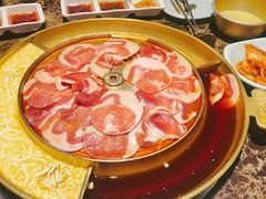 -猪啊牛呀羊啊铜盘烤肉(正大广场店)