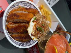 -花漫里日式餐厅(城东中骏店)