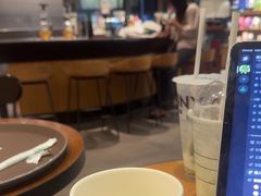 -星巴克臻选(深圳东海缤纷天地店)