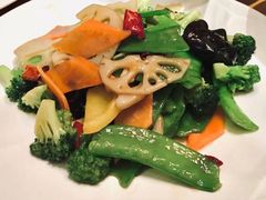 -hallch 好吃餐厅(全运村中央广场店)