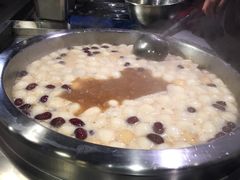 六味汤圆-罍+村卤菜摊(罍街店)