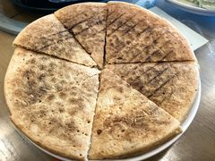 青稞酸奶饼-四姑娘山阿巴郎·藏式花园餐厅