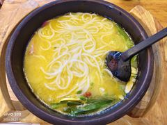 -桥香园过桥米线(国贸店)