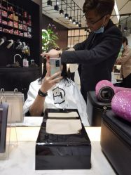 -HAIR CORNER