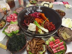 -扎起市井老火锅(乐山总店)
