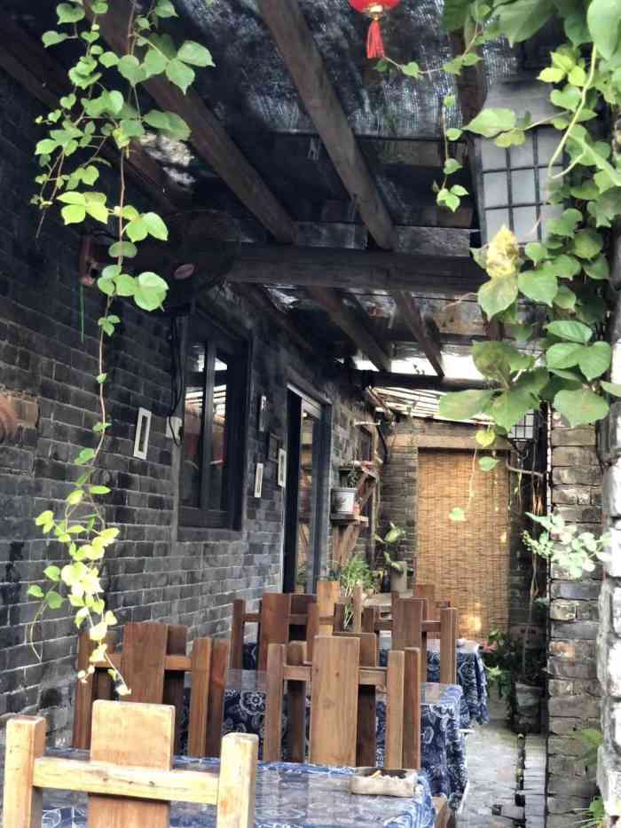 老屋咖啡-"会同10号,从巷子到玄关再到庭院繁花叶茂."-大众点评移动版