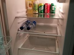 -喜鹊愉家酒店(郑州曼哈顿博览中心地铁站店)