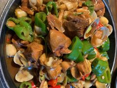 蛤蜊芦花鸡-水煮三国·川鲁江湖菜(香山店)