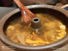 菌菇汽锅鸡-沧南云海云南菜(吾品田店)