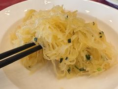 -侬佳蒸菜馆(听潮店)