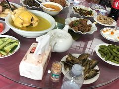 -小陆莲花蟹园农家乐(莲花岛店)
