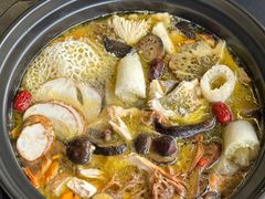 -野菌皇海景野生菌火锅(滨海大道店)