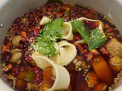 -晓彭肥肠鸡·泡椒鸡火锅(水木天地店)