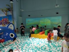 -蒙特利亲子乐园