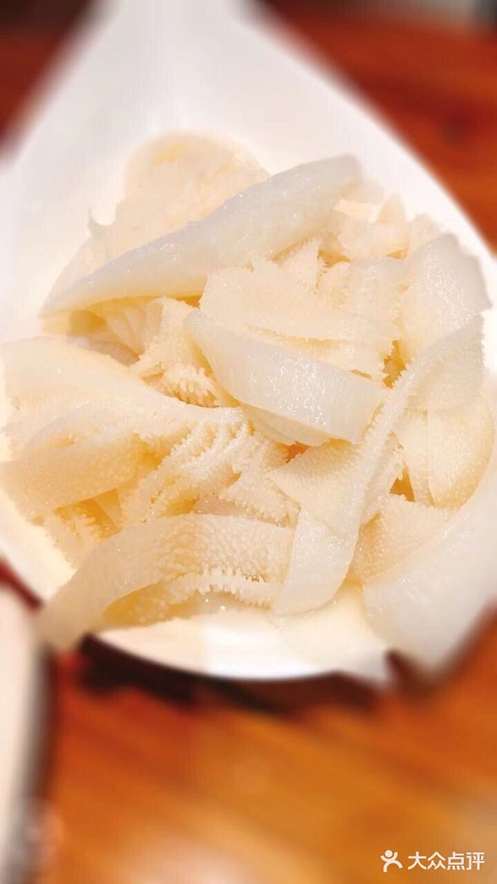 冬天吃个火锅它不香么？冰火两重天火锅