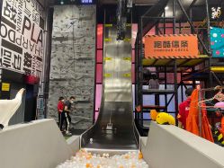 -嗨翻Hi-Fun竞技主题乐园·蹦床团建生日聚会(五棵松华熙店)