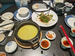 -凤凰湘语·平价海鲜餐厅(浦东旗舰店)