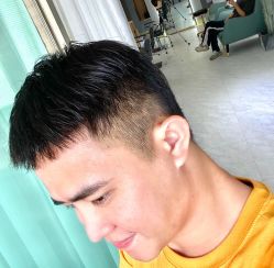 -发饰美男士增发补发假发定制店