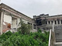 -四川汶川特大地震漩口中学遗址