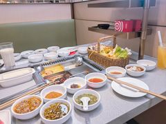 -海底捞火锅(新松江路生日主题店)