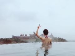 -七彩云南古滇温泉山庄