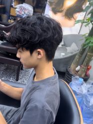 -藤野造型专业烫染接发